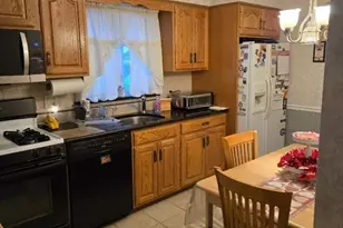 95 Elizabeth Pl, Totowa, NJ 07512 - Photo 3