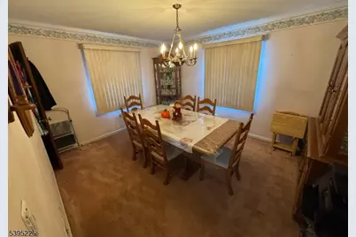 95 Elizabeth Pl, Totowa, NJ 07512 - Photo 5