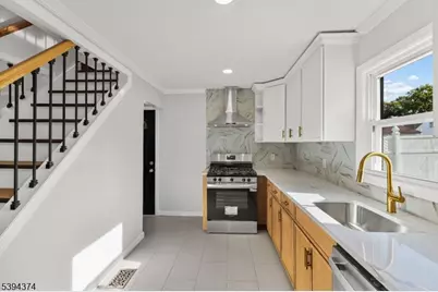 435 Warfield Rd, North Plainfield, NJ 07063 - Photo 9