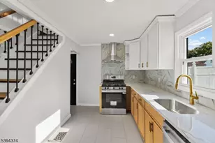 435 Warfield Rd, North Plainfield, NJ 07063 - Photo 9