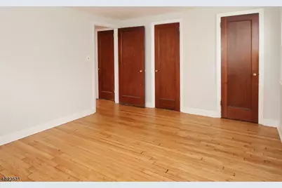 16 E 7th St, Clifton, NJ 07011 - Photo 9