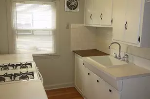 18 E 7th St, Clifton, NJ 07011 - Photo 3