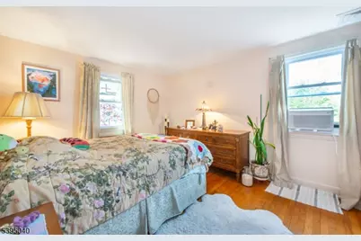 18 E 7th St, Clifton, NJ 07011 - Photo 11