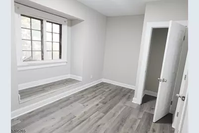 32 Elmwood Ave #1, East Orange, NJ 07018 - Photo 9