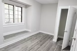 32 Elmwood Ave, East Orange, NJ 07018 - Photo 9