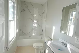 32 Elmwood Ave, East Orange, NJ 07018 - Photo 11