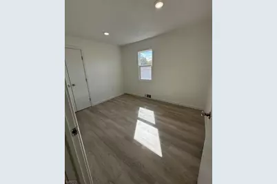 109 E Park Ave, Hamilton Township, NJ 08610 - Photo 17