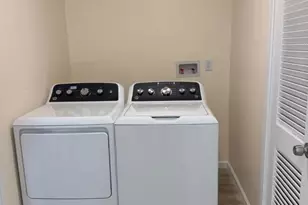 109 E Park Ave, Hamilton Township, NJ 08610 - Photo 21