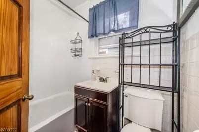 16 Willet St, Bloomfield, NJ 07003 - Photo 13