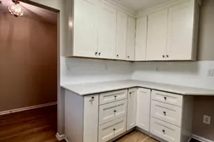 133 Mockingbird Ct, Readington, NJ 08887 - Photo 5