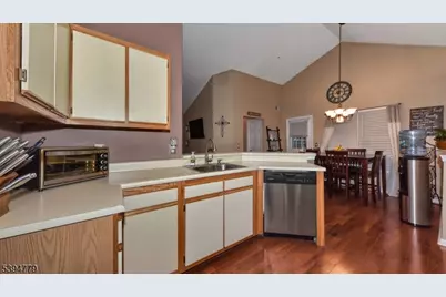 5313 Tudor Dr, Pequannock Township, NJ 07444 - Photo 5