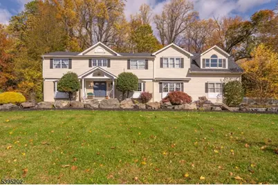 2 Unami Ln, Scotch Plains Township, NJ 07076 - Photo 1