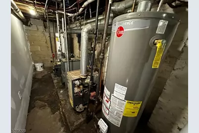 366 Summer Ave, Newark, NJ 07104 - Photo 15