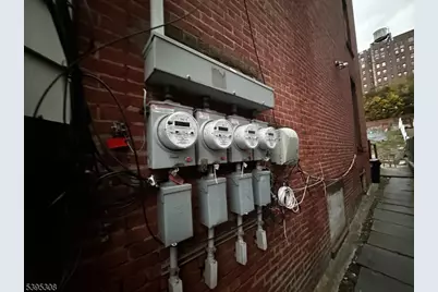 366 Summer Ave, Newark, NJ 07104 - Photo 21