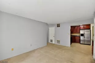 258 Kempsey Dr, North Brunswick Township, NJ 08902 - Photo 7