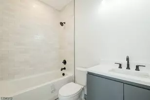 67 Martin Luther King Jr B, Newark, NJ 07104 - Photo 11