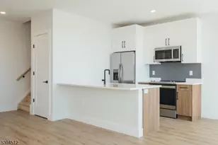 67 Martin Luther King Jr B, Newark, NJ 07104 - Photo 9