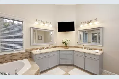 26 David Dr, Hanover Township, NJ 07981 - Photo 27