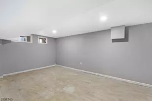 481 Preakness Ave, Paterson, NJ 07502 - Photo 15