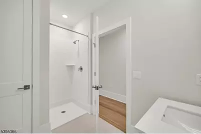 127 Myrtle Rd, Warren Township, NJ 07059 - Photo 21