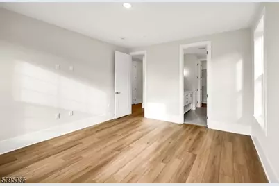 127 Myrtle Rd, Warren Township, NJ 07059 - Photo 15