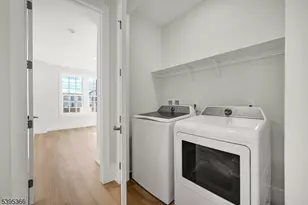 127 Myrtle Rd, Warren Township, NJ 07059 - Photo 23