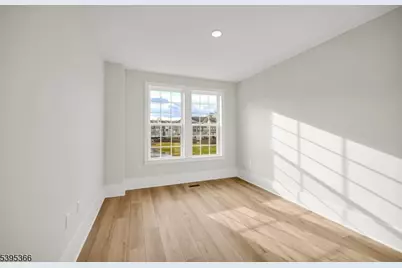 127 Myrtle Rd, Warren Township, NJ 07059 - Photo 19