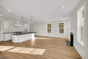 127 Myrtle Rd, Warren Township, NJ 07059 - Photo 11