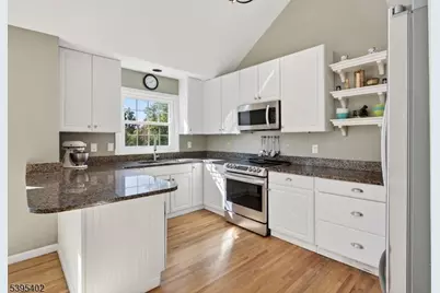 17 Elm St, Hopewell Boro, NJ 08525 - Photo 17