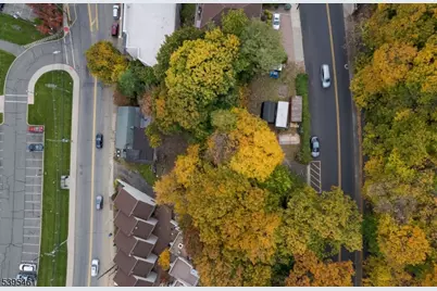 1106-1108 River Rd, Edgewater, NJ 07020 - Photo 9