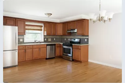 128 Lee St #1, Elmwood Park, NJ 07407 - Photo 3