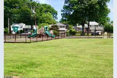 128 Lee St #1, Elmwood Park, NJ 07407 - Photo 25