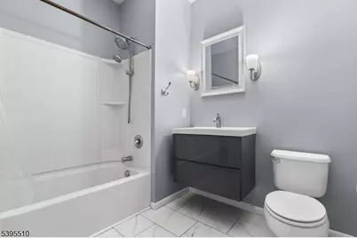 1017 Brittany Dr, Wayne, NJ 07470 - Photo 9