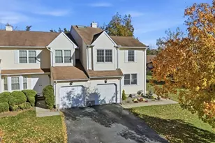 21 Cheyenne Trail, Branchburg Township, NJ 08876 - Photo 1