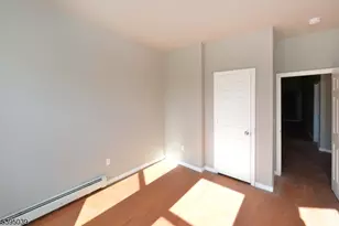 523 Park Ave, Paterson, NJ 07504 - Photo 9