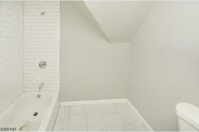 523 Park Ave, Paterson, NJ 07504 - Photo 21