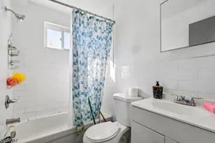 99 Alexander St, Newark, NJ 07106 - Photo 27