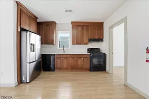 260 S 10th St, Newark, NJ 07103 - Photo 3