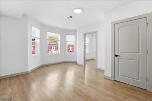 260 S 10th St, Newark, NJ 07103 - Photo 13