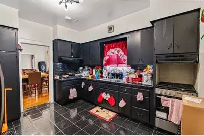 142 Delmar Pl, Irvington, NJ 07111 - Photo 23