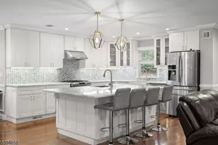 6 Northridge Way, Warren Township, NJ 07059 - Photo 5