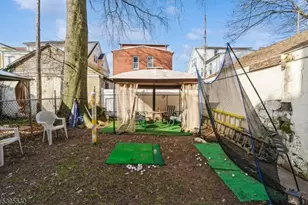 41 Poe Ave, Newark, NJ 07106 - Photo 39