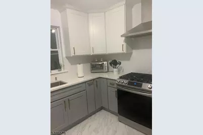 72 Sherman Ave, Newark, NJ 07114 - Photo 11