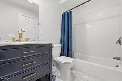 72 Sherman Ave, Newark, NJ 07114 - Photo 9