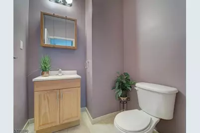 35 College Avenue, East Orange, NJ 07017 - Photo 11