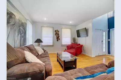 35 College Avenue, East Orange, NJ 07017 - Photo 3