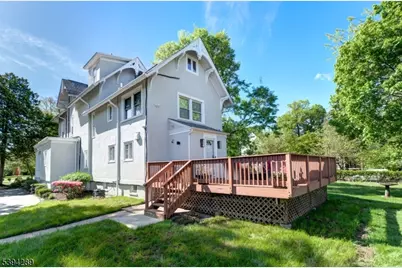 517 Berkeley Ave, Orange, NJ 07050 - Photo 23