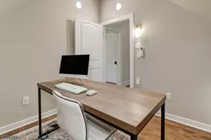 517 Berkeley Ave, Orange, NJ 07050 - Photo 21