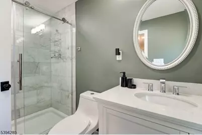 517 Berkeley Ave, Orange, NJ 07050 - Photo 13