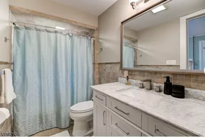 517 Berkeley Ave, Orange, NJ 07050 - Photo 11